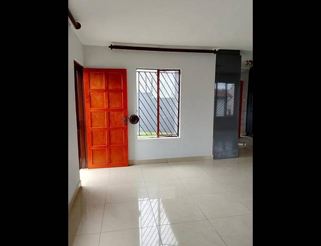 2 BEDROOM HOUSE FOR SALE IN COSMO CITY
